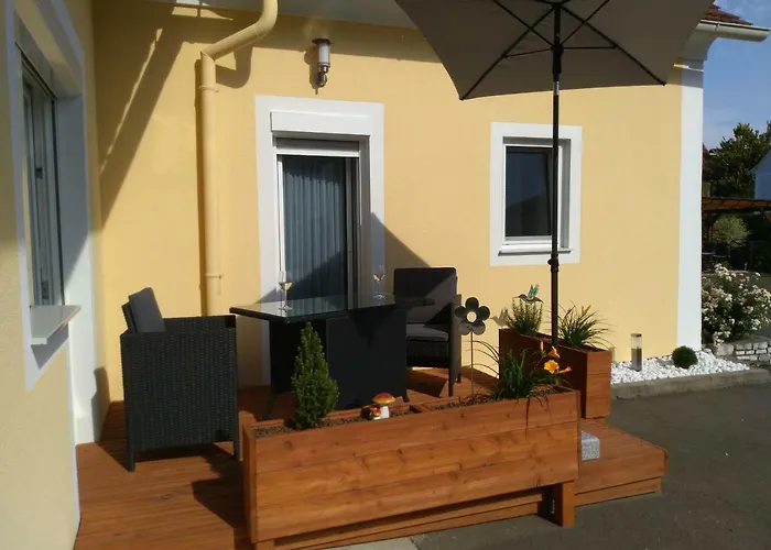 Ferienwohung Fam. Fink Apartmán Riegersburg